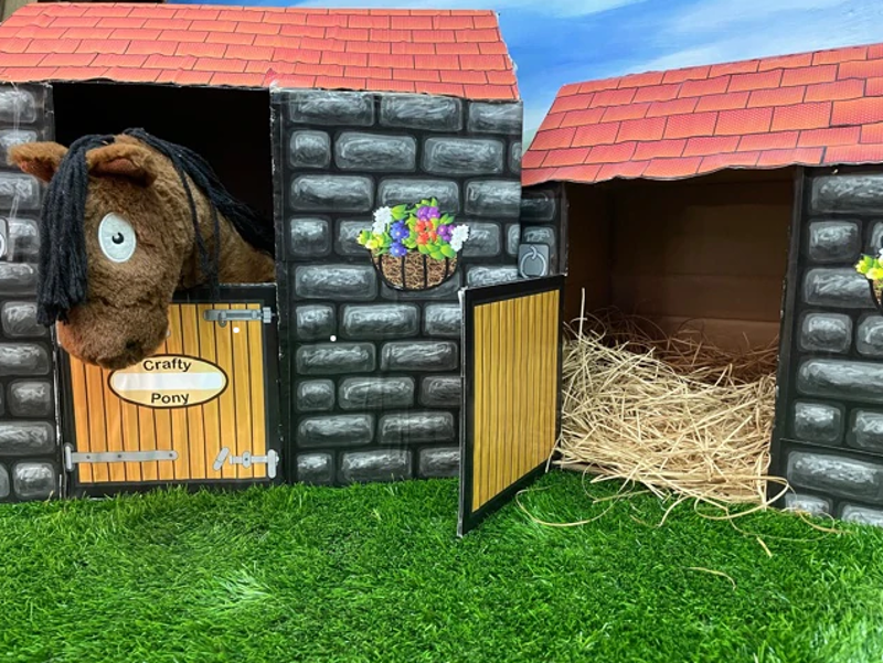 Crafty Ponies DIY Stable Kit-1